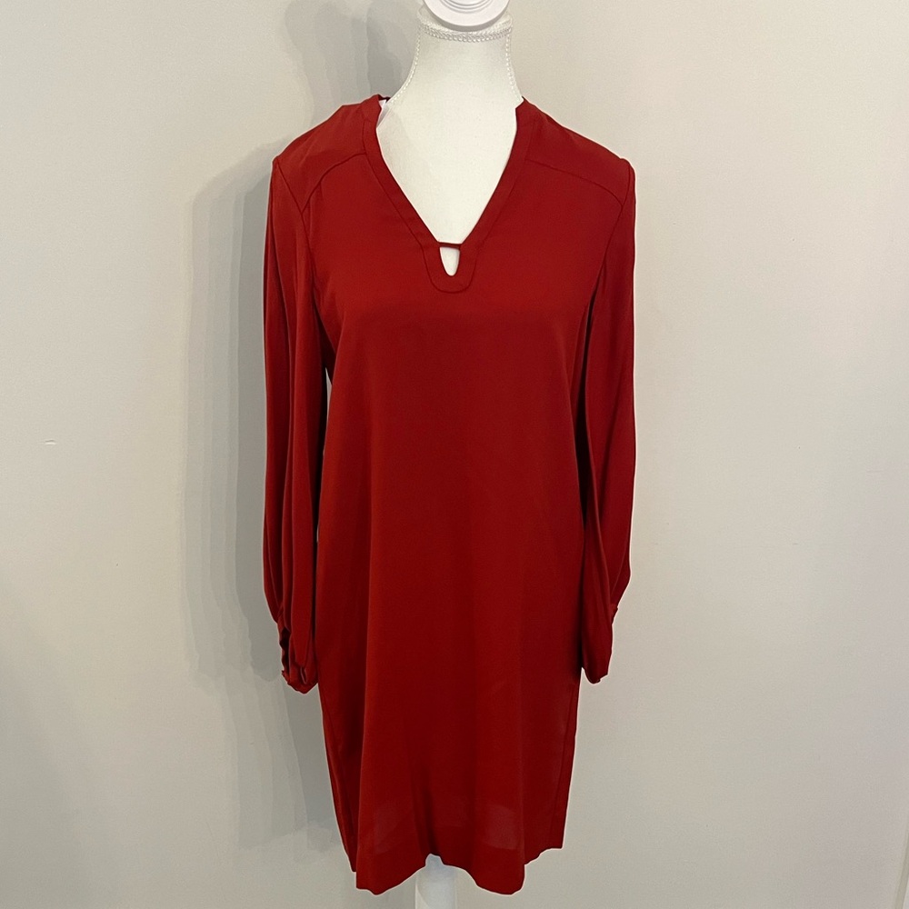 Diane Von Furstenberg Rust Colored Silk Dress. NWT Size 2.